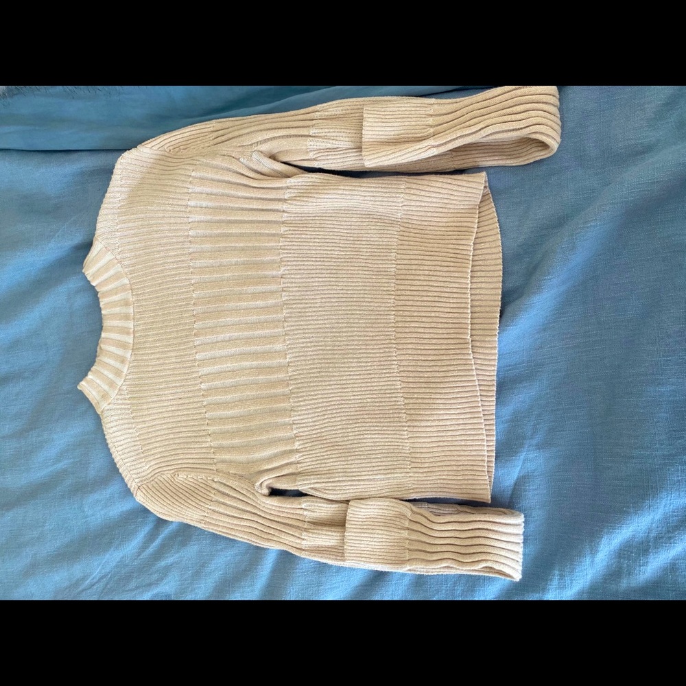 Cropped sweater